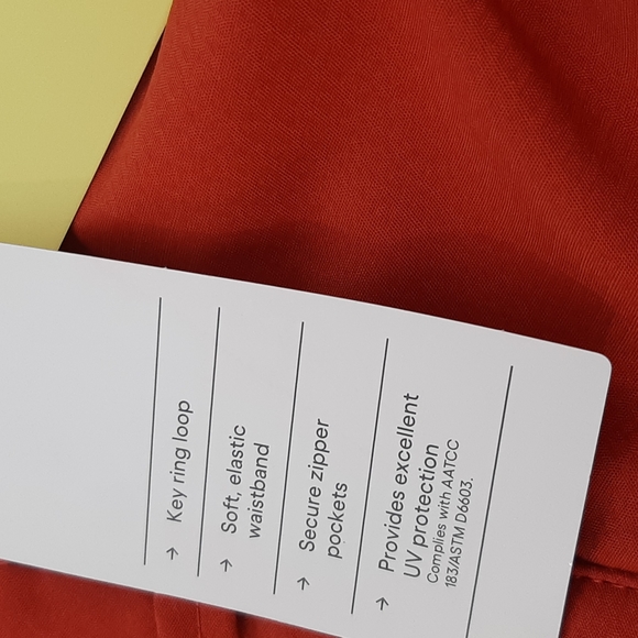 3for $25 🆕️ All in Motion travel shorts - Picture 6 of 7